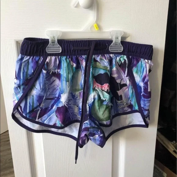 AXESEA Shorts - Picture 1 of 1